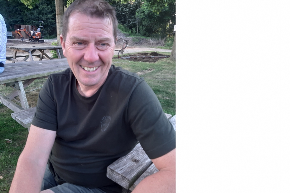 William Peters, coördinator trainingen en cursussen bij Yuverta, keek licht sceptisch toe bij een van de demonstraties: 'Tijdens de meting, vlak na het ploffen, bereikt de aannemer het maximaal toegestane verdichtingspercentage, maar geregeld raakt de bod